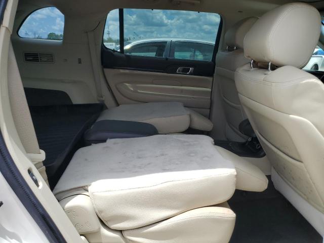 Photo 11 from auction – 2014 LINCOLN MKT with VIN 2LMHJ5AT8EBL50438