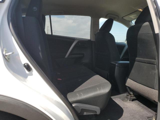 Photo 11 from auction – 2018 TOYOTA RAV4 LE with VIN 2T3ZFREV2JW501158