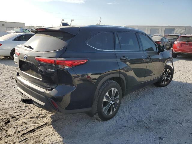 Photo 3 from auction – 2021 TOYOTA HIGHLANDER with VIN 5TDGBRCH2MS515423