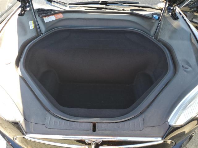 Photo 11 from auction – 2015 TESLA MODEL S P8 with VIN 5YJSA1H40FF095611