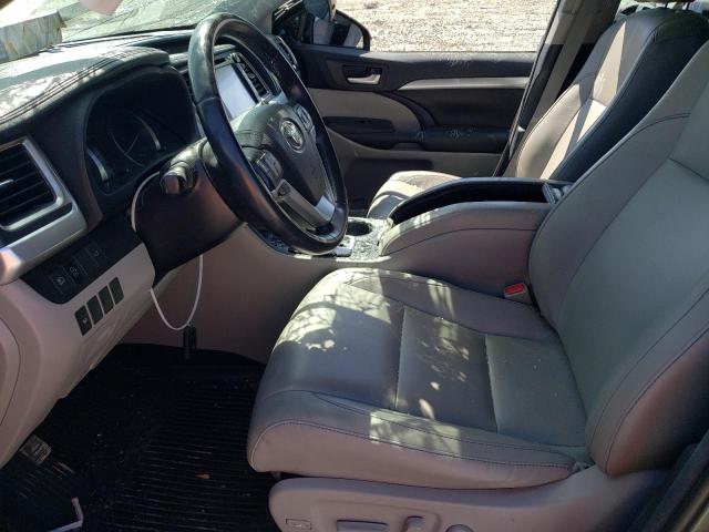 Photo 7 from auction – 2018 TOYOTA HIGHLANDER with VIN 5TDJZRFH5JS871471