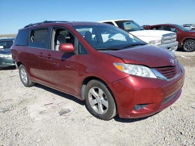Photo 4 from auction – 2017 TOYOTA SIENNA LE with VIN 5TDKZ3DC9HS804424