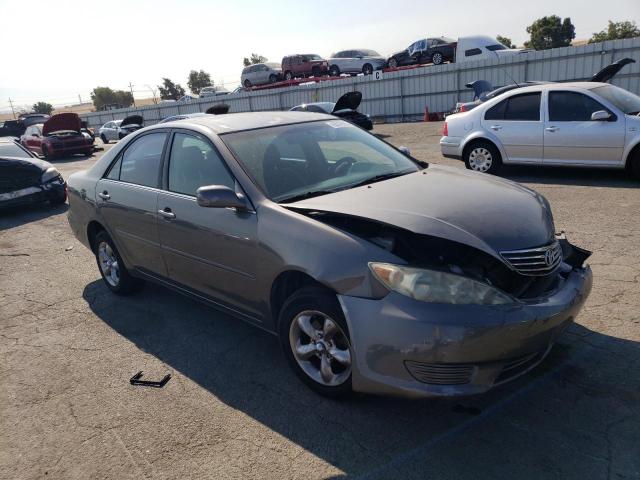 Photo 4 from auction – 2005 TOYOTA CAMRY LE with VIN 4T1BE32K65U526025