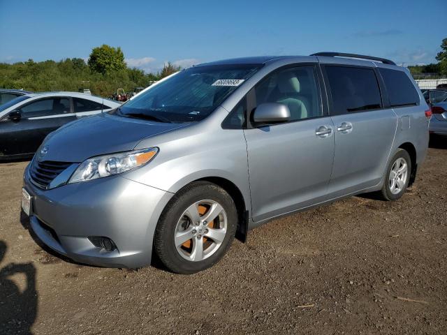 Photo 1 from auction – 2014 TOYOTA SIENNA LE with VIN 5TDKK3DC2ES493452