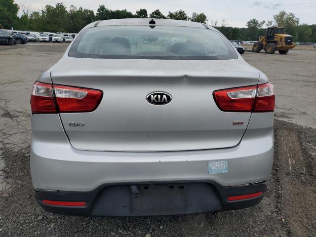 Foto 6 de la subasta – 2014 KIA RIO LX con VIN KNADM4A33E6323255