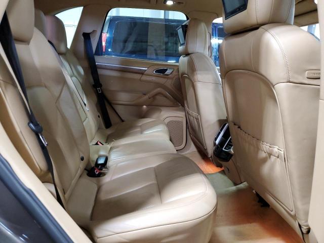 Photo 11 from auction – 2011 PORSCHE CAYENNE S with VIN WP1AB2A28BLA44127