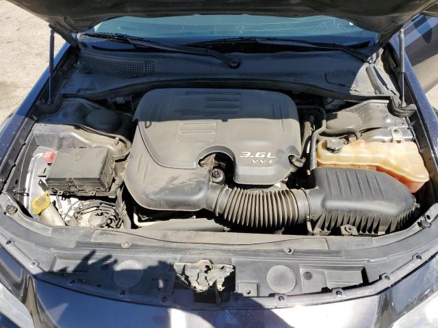 Photo 11 from auction – 2015 CHRYSLER 300 LIMITE with VIN 2C3CCAAG5FH920804