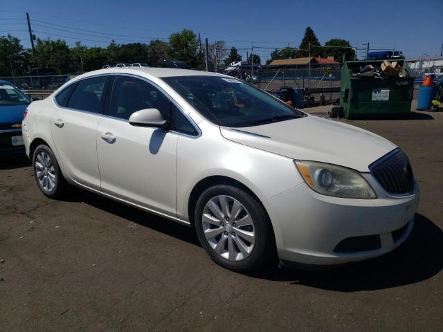 Снимка 4 от търг – 2015 BUICK VERANO с VIN 1G4PP5SK9F4184339