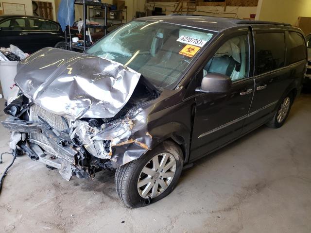 Photo 1 from auction – 2015 CHRYSLER TOWN & COU with VIN 2C4RC1BG2FR662529