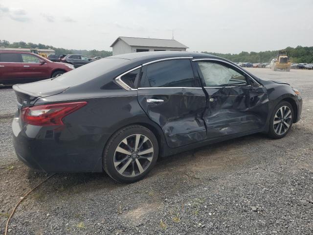 Photo 3 from auction – 2017 NISSAN ALTIMA 2.5 with VIN 1N4AL3AP1HC297529
