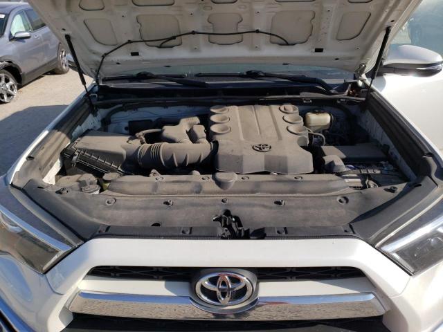Photo 11 from auction – 2014 TOYOTA 4RUNNER SR with VIN JTEBU5JR3E5158569