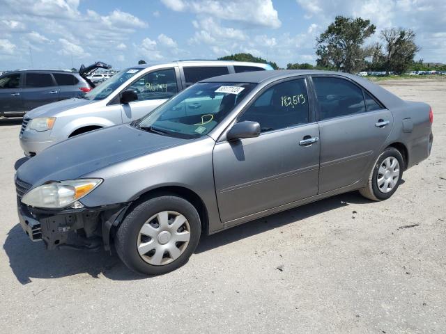 TOYOTA CAMRY LE 2002 with VIN 4T1BE32K02U537002 - Photo from auction