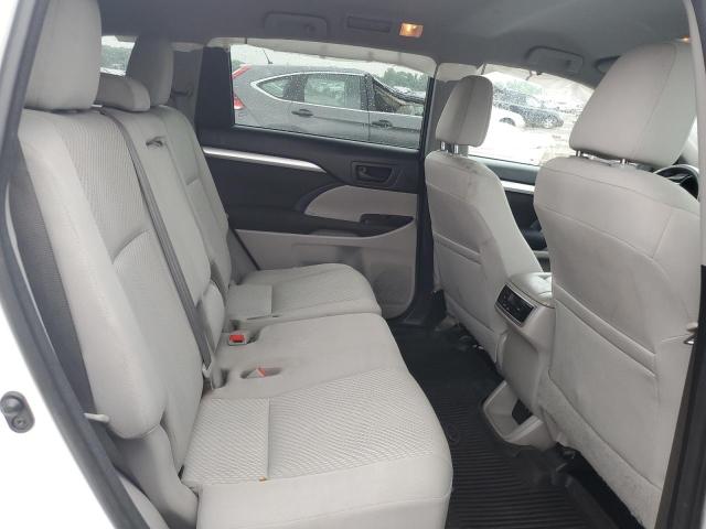 Photo 11 from auction – 2017 TOYOTA HIGHLANDER with VIN 5TDBZRFH1HS367496