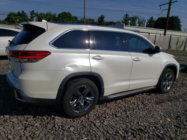 Photo 3 from auction – 2018 TOYOTA HIGHLANDER with VIN 5TDDZRFH3JS870607