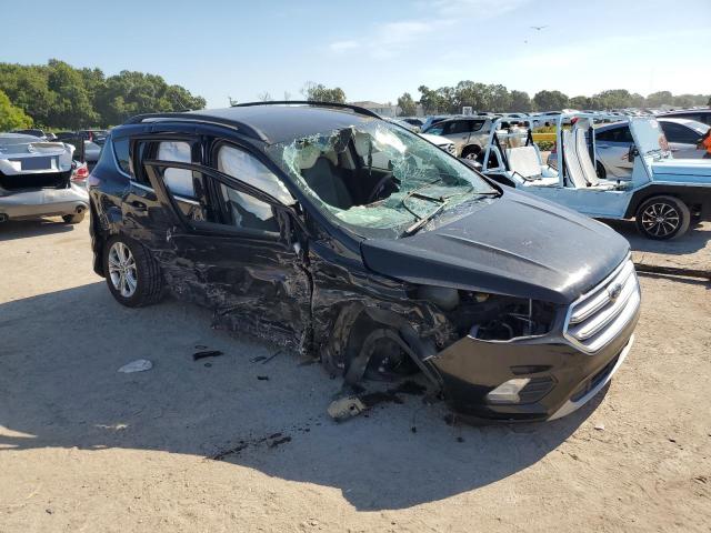 Photo 4 from auction – 2018 FORD ESCAPE SE with VIN 1FMCU9GDXJUA73185
