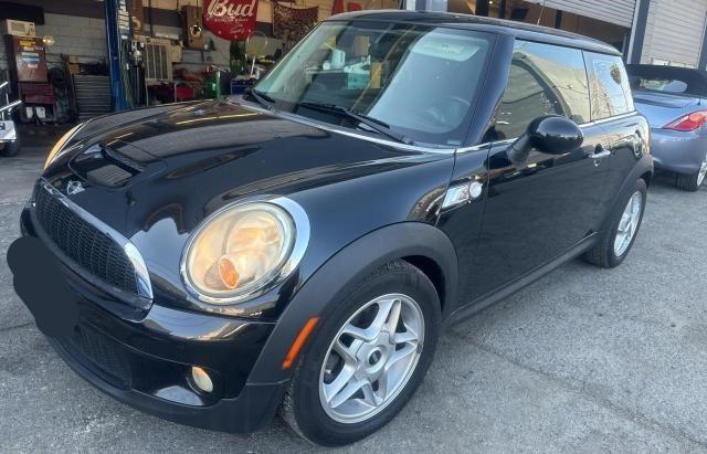 Photo 2 from auction – 2010 MINI COOPER S with VIN WMWMF7C59ATX41986