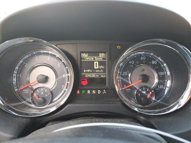 Photo 9 from auction – 2014 CHRYSLER TOWN & COU with VIN 2C4RC1HG4ER203945
