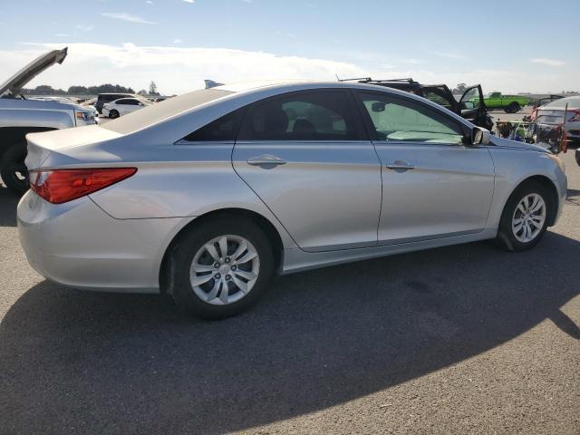 Photo 3 from auction – 2013 HYUNDAI SONATA with VIN 5NPEB4ACXDH588448