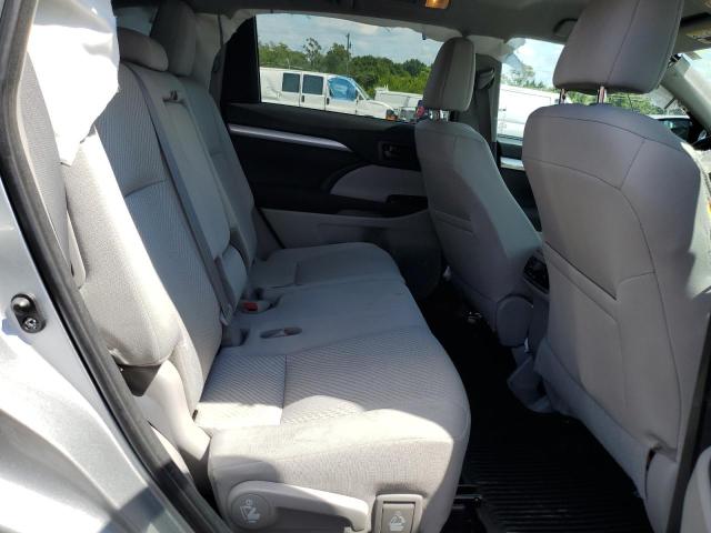 Photo 11 from auction – 2017 TOYOTA HIGHLANDER with VIN 5TDBZRFH1HS439832