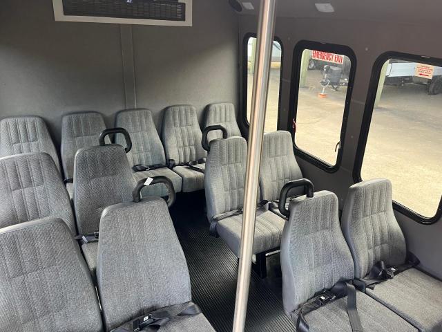 Photo 6 from auction – 2017 FORD ECONOLINE with VIN 1FDEE3FS9HDC75772