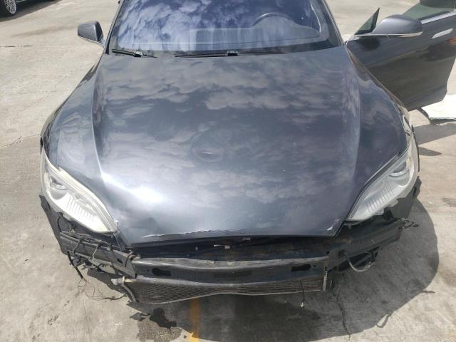 Photo 11 from auction – 2016 TESLA MODEL S with VIN 5YJSA1E27GF132917