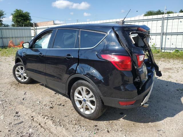 Photo 2 from auction – 2019 FORD ESCAPE SE with VIN 1FMCU9GD2KUB90275