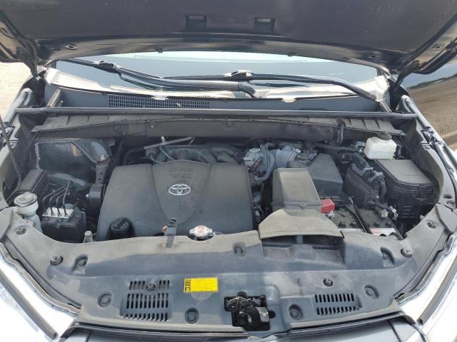 Photo 11 from auction – 2019 TOYOTA HIGHLANDER with VIN 5TDBZRFH7KS996722