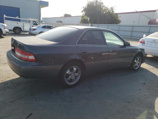 Photo 3 from auction – 2000 LEXUS ES 300 with VIN JT8BF28G3Y5078211