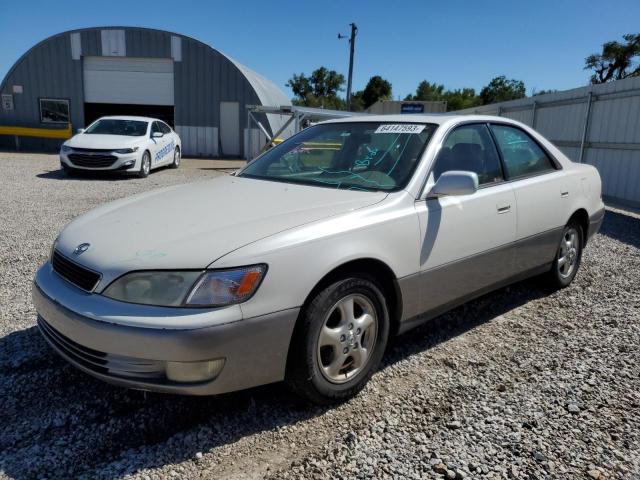 LEXUS ES 300 1997 with VIN JT8BF22G4V0047938 - Photo from auction