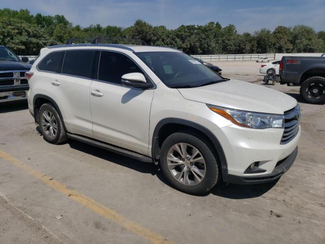 Photo 4 from auction – 2015 TOYOTA HIGHLANDER with VIN 5TDKKRFH0FS049029
