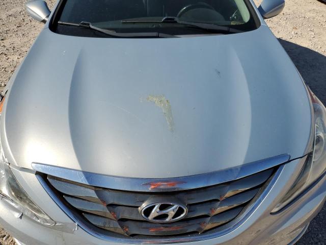 Photo 11 from auction – 2011 HYUNDAI SONATA SE with VIN 5NPEC4AB8BH210890