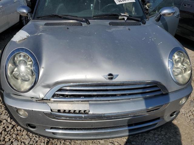 Photo 11 from auction – 2005 MINI COOPER with VIN WMWRF33575TF63258