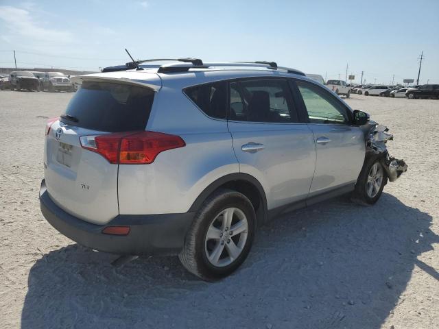 Photo 3 from auction – 2013 TOYOTA RAV4 XLE with VIN JTMWFREV2DD002655