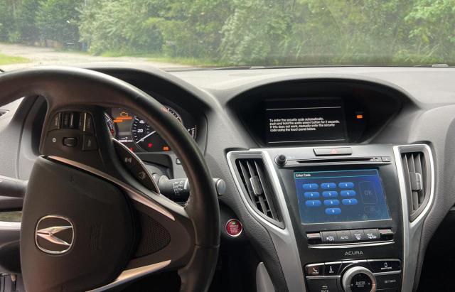 Photo 9 from auction – 2020 ACURA TLX with VIN 19UUB2F36LA002070