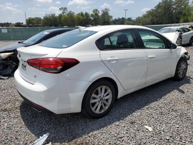 Photo 3 from auction – 2017 KIA FORTE LX with VIN 3KPFL4A79HE047812