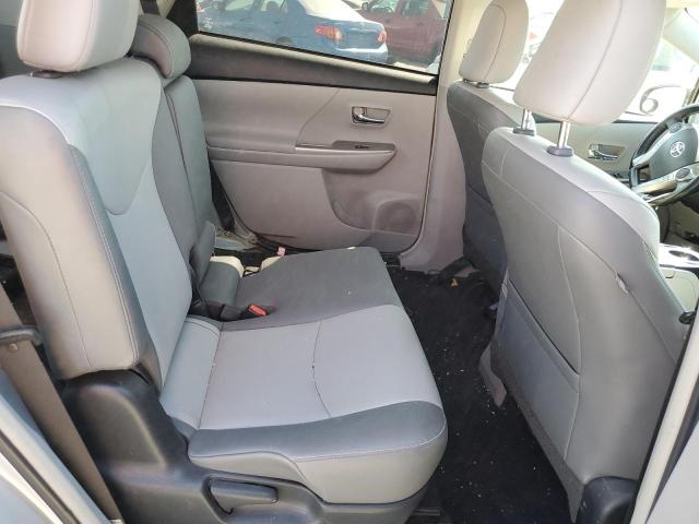 Photo 10 from auction – 2017 TOYOTA PRIUS V with VIN JTDZN3EU4HJ060245