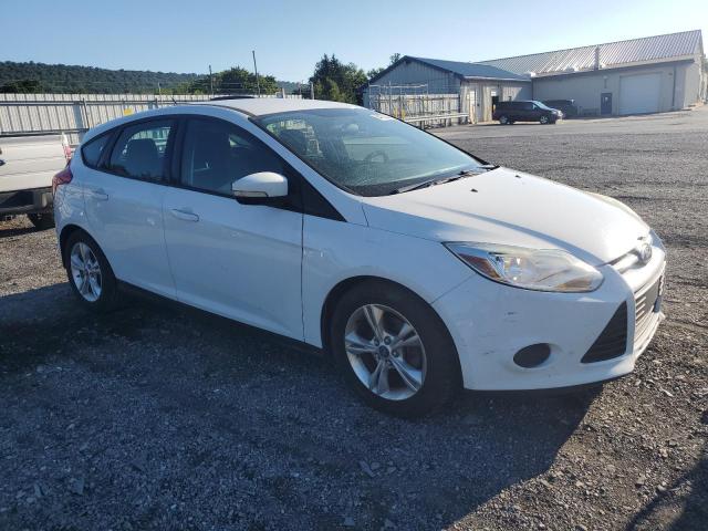 Photo 4 from auction – 2014 FORD FOCUS SE with VIN 1FADP3K28EL307196