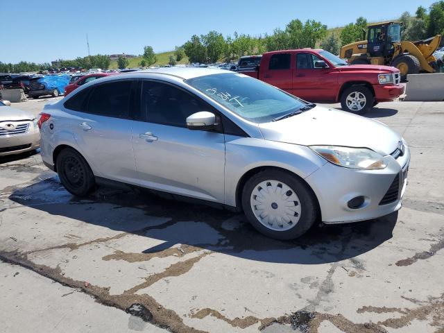 Foto 4 de la subasta – 2014 FORD FOCUS SE con VIN 1FADP3F2XEL393881