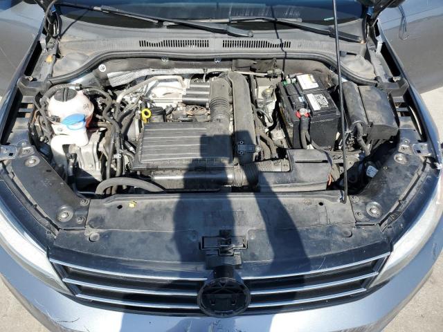 Photo 11 from auction – 2017 VOLKSWAGEN JETTA S with VIN 3VW2B7AJ9HM404987