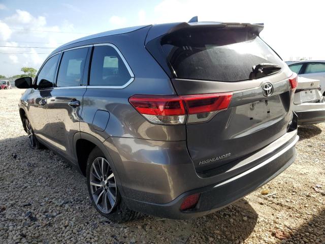 Photo 2 from auction – 2019 TOYOTA HIGHLANDER with VIN 5TDKZRFH5KS355472