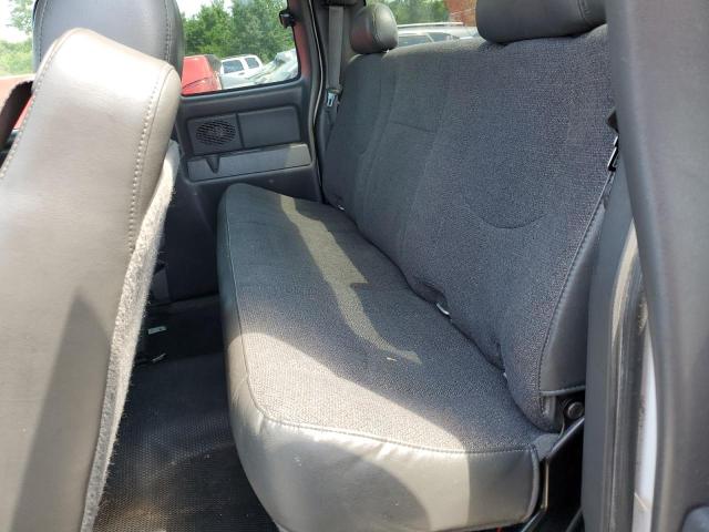 Photo 10 from auction – 2005 CHEVROLET SILVERADO with VIN 1GCEC19XX5Z214760