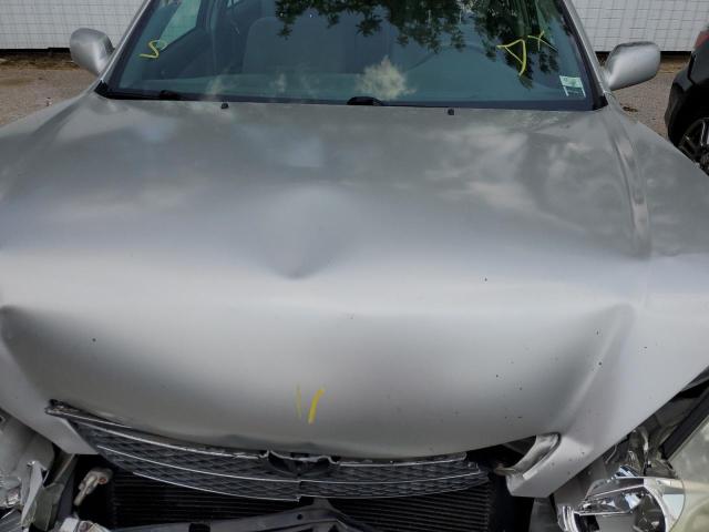 Photo 11 from auction – 2004 TOYOTA CAMRY LE with VIN 4T1BE32K94U933089