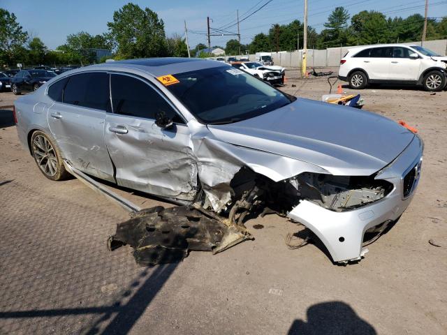 Photo 4 from auction – 2018 VOLVO S90 T5 MOM with VIN LVY982MK9JP021289