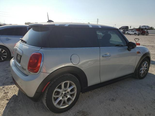 Снимка 3 от търг – 2015 MINI COOPER с VIN WMWXM5C54FT942032