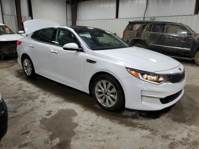 Photo 4 from auction – 2016 KIA OPTIMA EX with VIN 5XXGU4L35GG103942