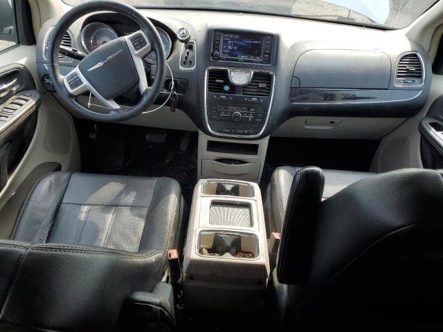 Photo 8 from auction – 2016 CHRYSLER TOWN & COU with VIN 2C4RC1BG1GR294698