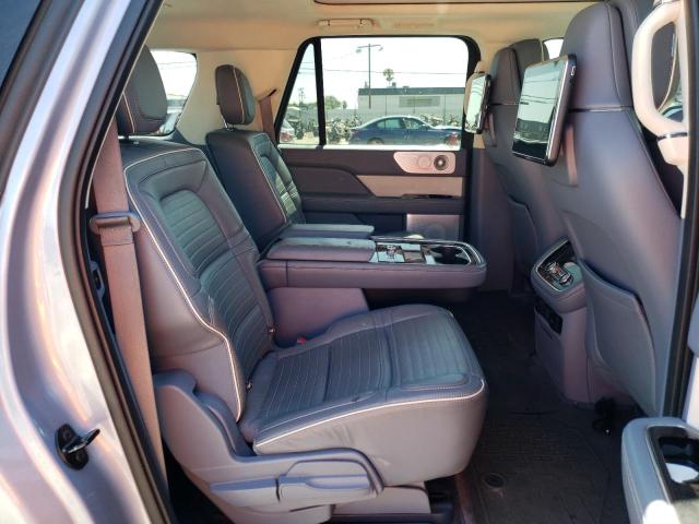 Photo 11 from auction – 2019 LINCOLN NAVIGATOR with VIN 5LMJJ3TT0KEL10995
