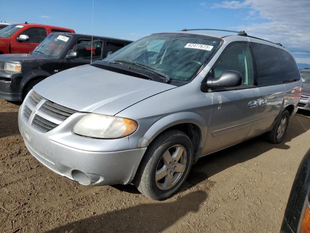 DODGE GRAND CARA 2005 with VIN 2D4GP44L25R481472 - Photo from auction