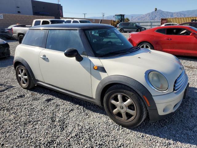 Photo 4 from auction – 2010 MINI COOPER with VIN WMWMF3C57ATZ25395