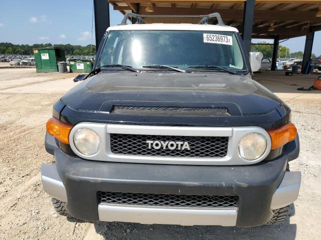 Photo 5 from auction – 2011 TOYOTA FJ CRUISER with VIN JTEBU4BF4BK108484